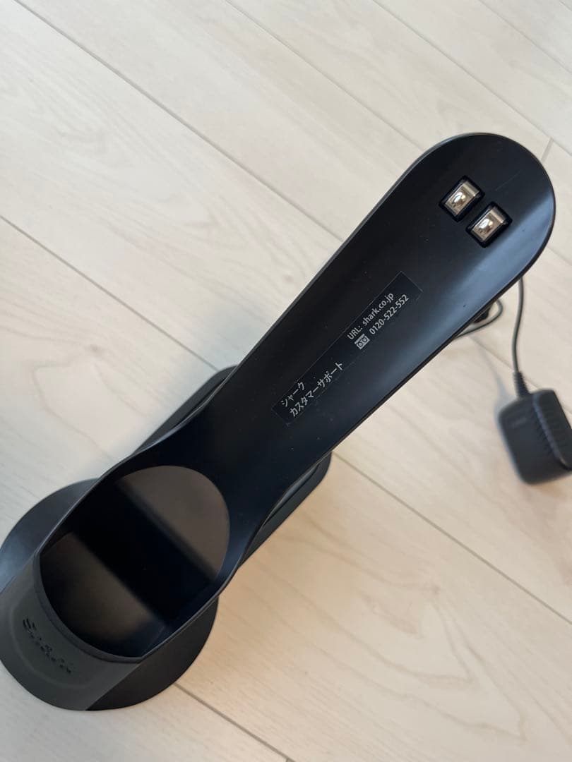 シャーク　ハンディクリーナー WV210J