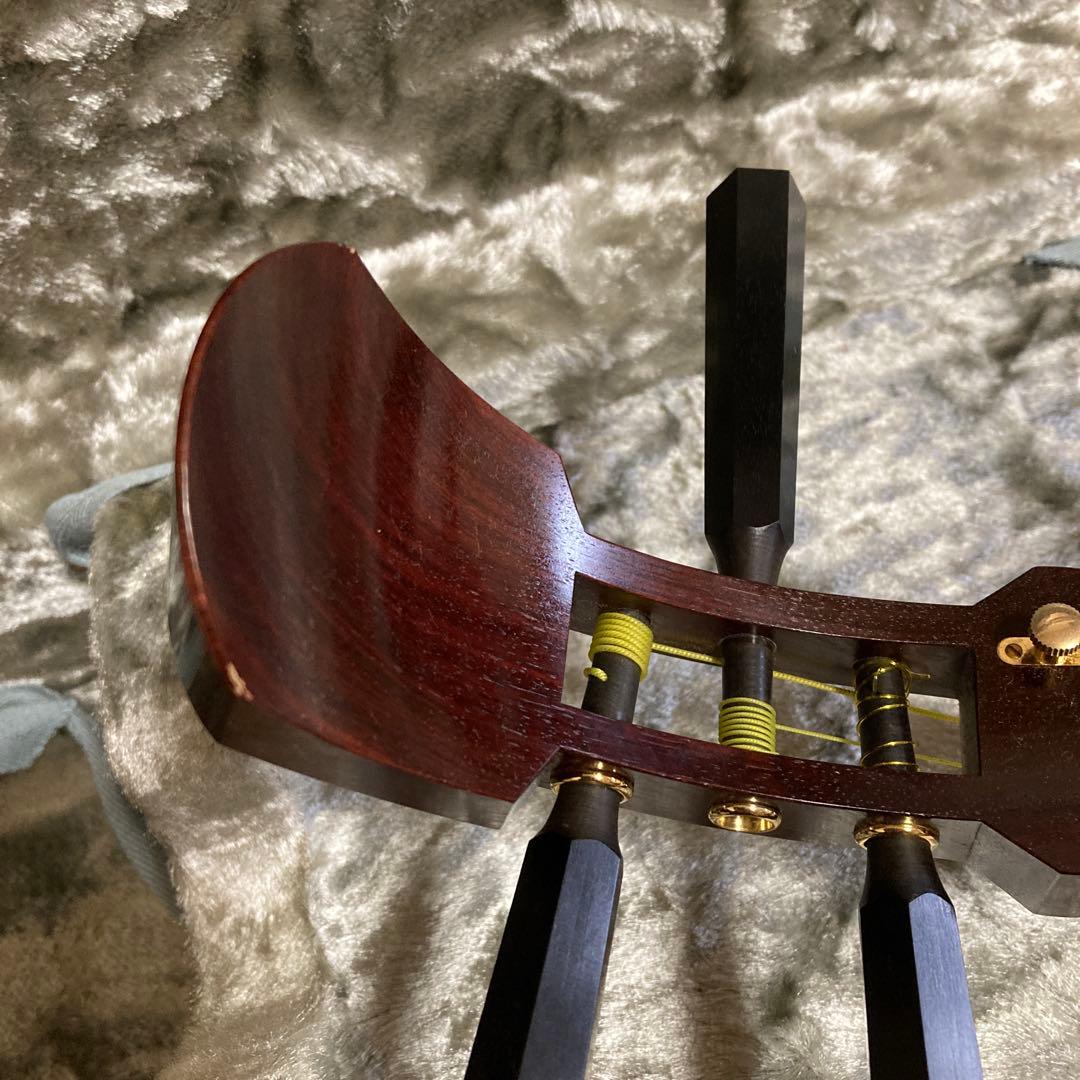 三味線　皮破れあり　ハードケース付き