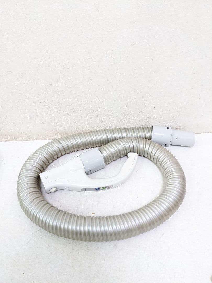 TOSHIBA 東芝 VC-C88E6-N サイクロン式掃除機 2010年製