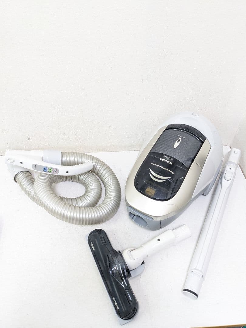 TOSHIBA 東芝 VC-C88E6-N サイクロン式掃除機 2010年製