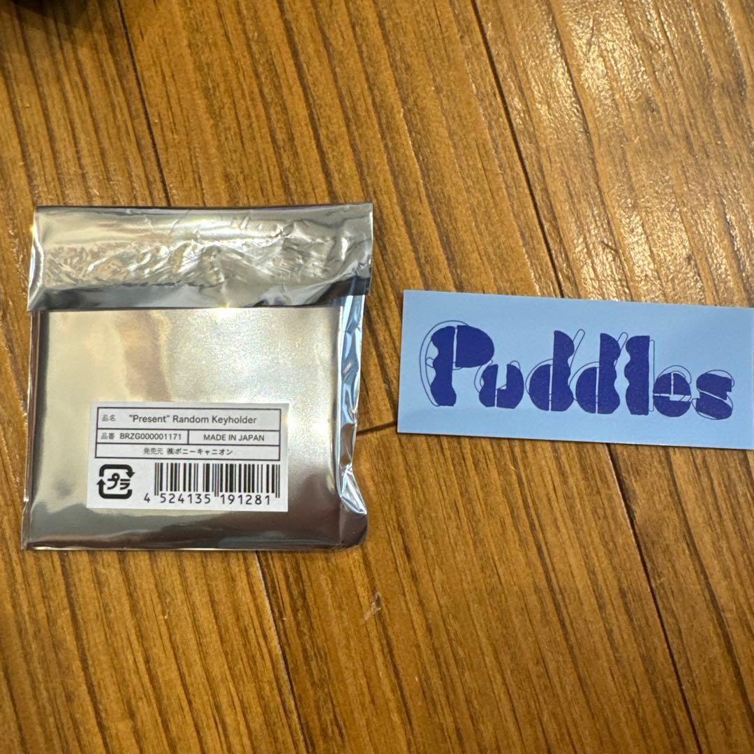 タイムセール シークレット　TOMOO キーホルダー　ポストカードステッカー