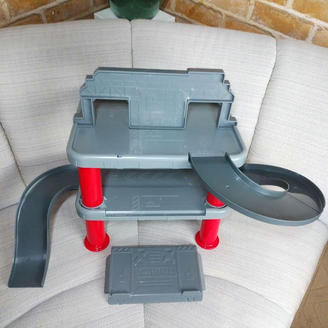 【トミカ】2wayでなが～くあそべる はじめてのちゅうしゃじょうセット 廃盤品