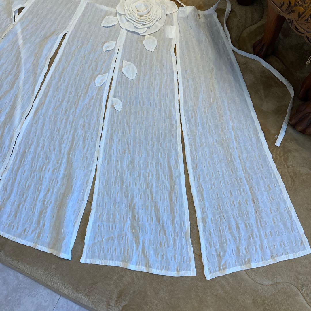 未使用　さえら　ポテチーノ　エプロン　バラモチーフ　ヒスクローネ　アキアカネ