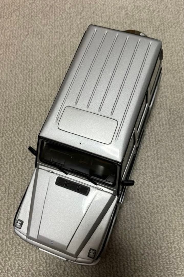 値下げAUTO ART メルセデス・ベンツ Gクラス ミニカー　1/18ジャンク