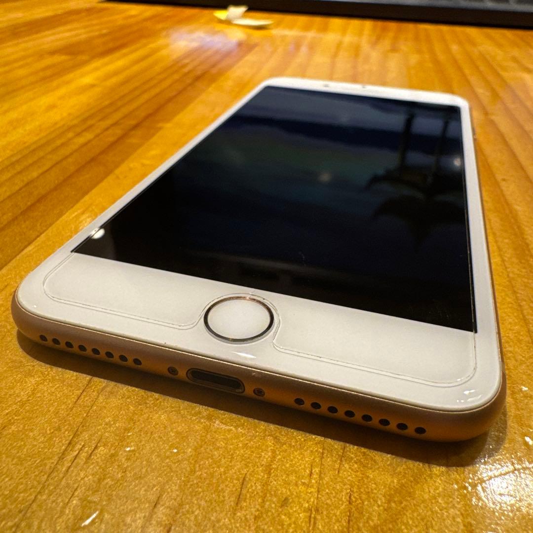 iPhone 8 plus 256GB 美品 本体のみ SIMロック解除済