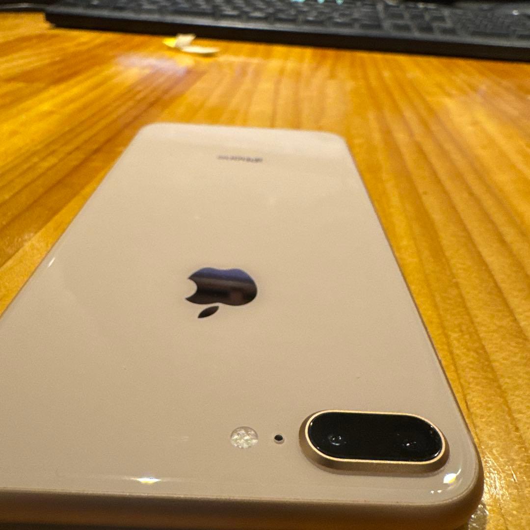 iPhone 8 plus 256GB 美品 本体のみ SIMロック解除済
