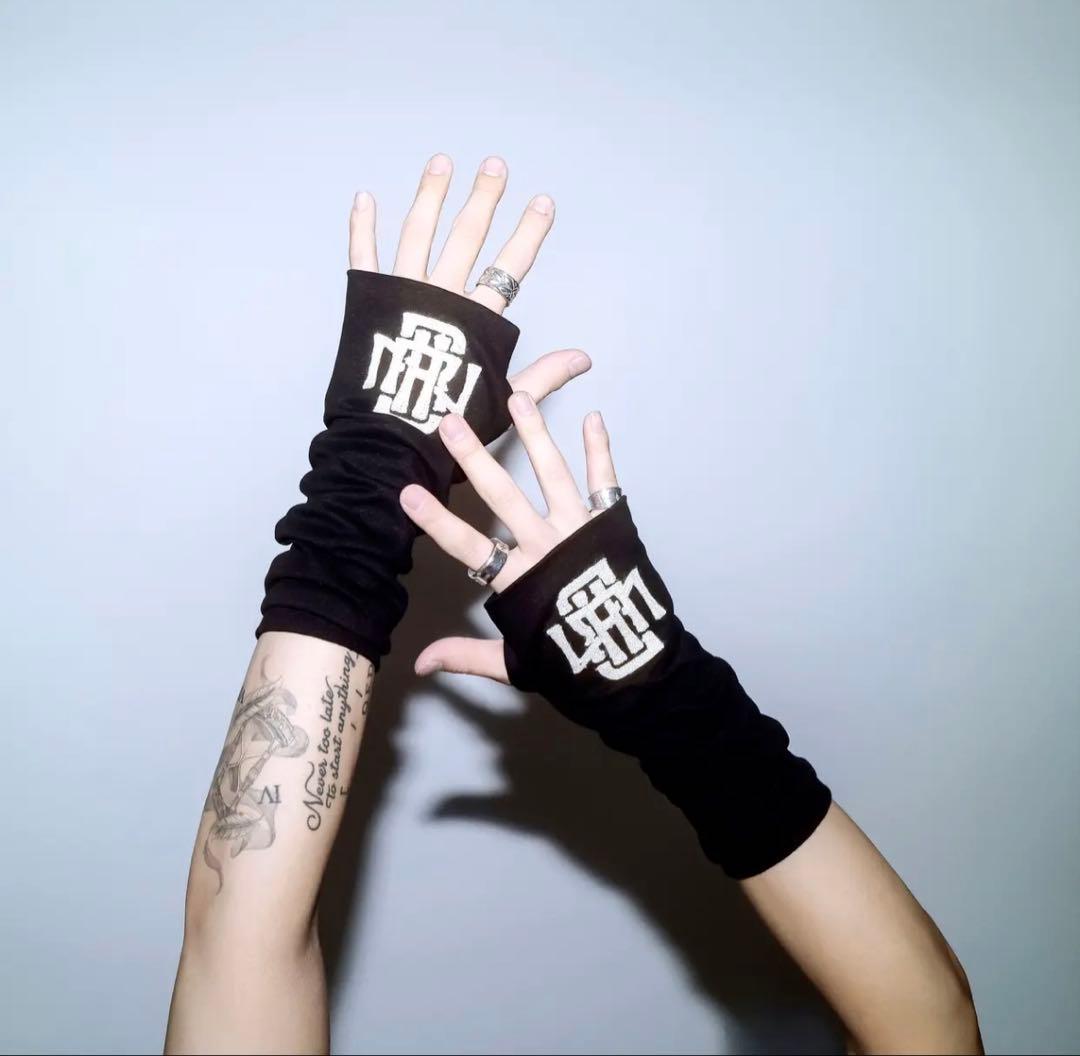 CHRONOIZMアームカバー