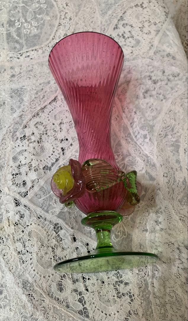 ヴェネチアンガラス　フラワーベース　花瓶　ピンクとグリーン