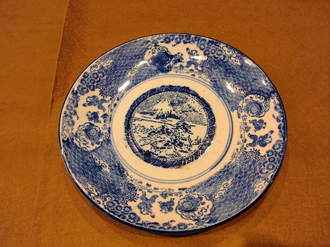 骨董品　染付　印判　中皿　富士山と山水図　牡丹唐草　童　波　雲　　4枚セット
