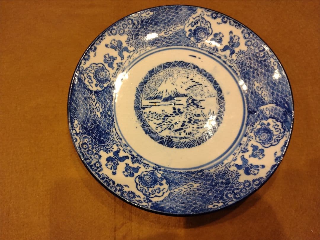 骨董品　染付　印判　中皿　富士山と山水図　牡丹唐草　童　波　雲　　4枚セット