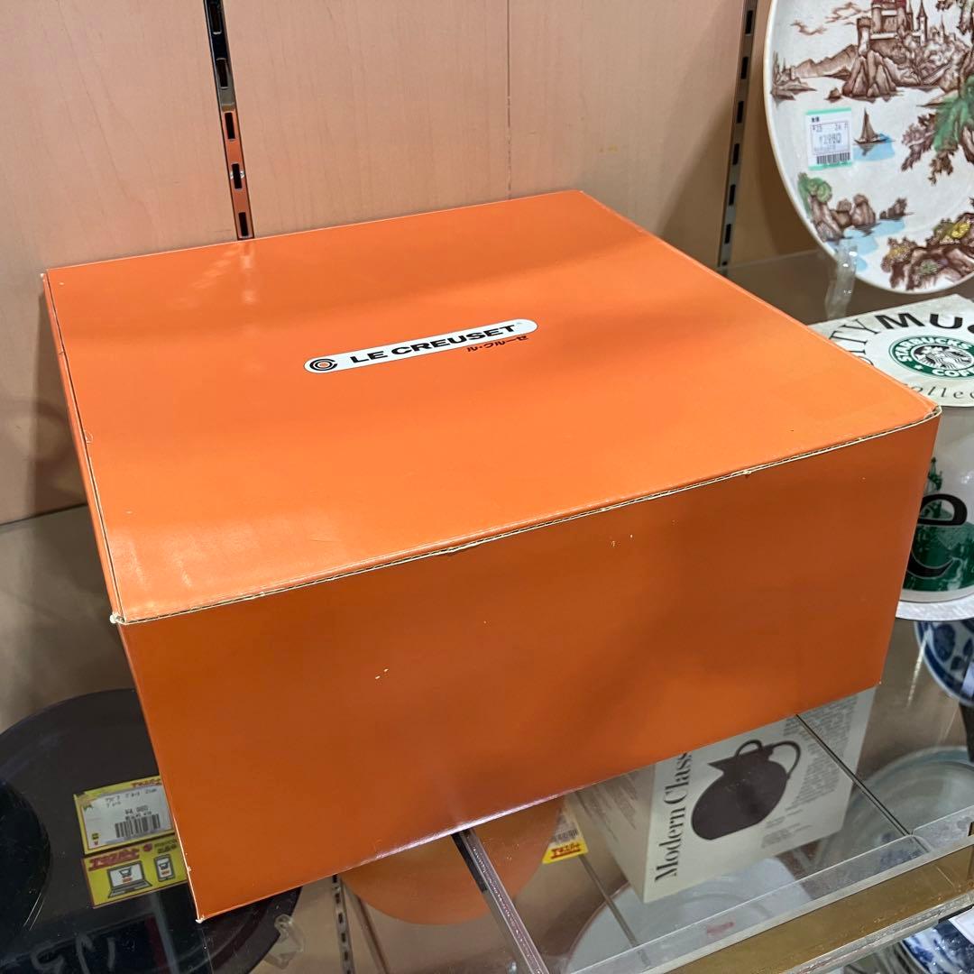【新品未使用品】ル・クルーゼ ハートディッシュL 廃盤品