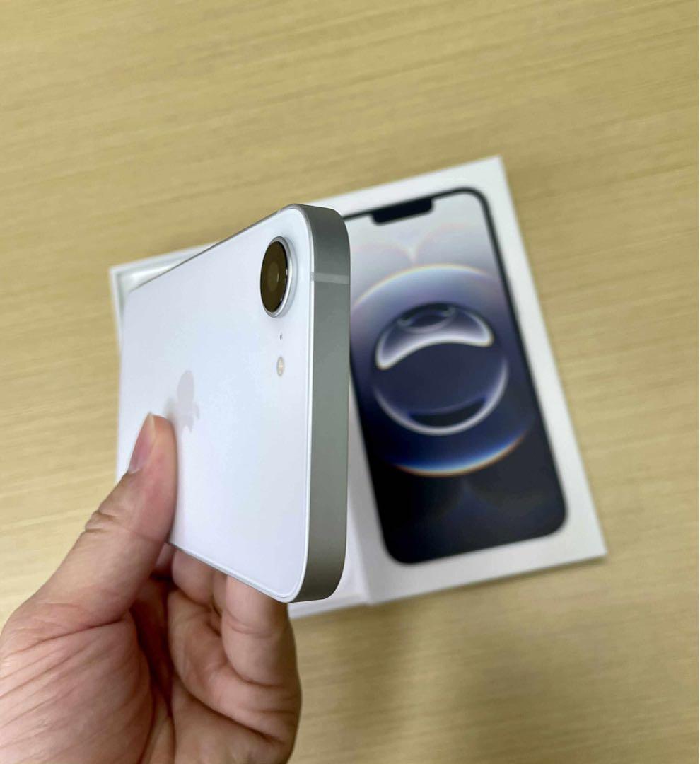 IPHONE 16e 128GB 美品　Simフリー