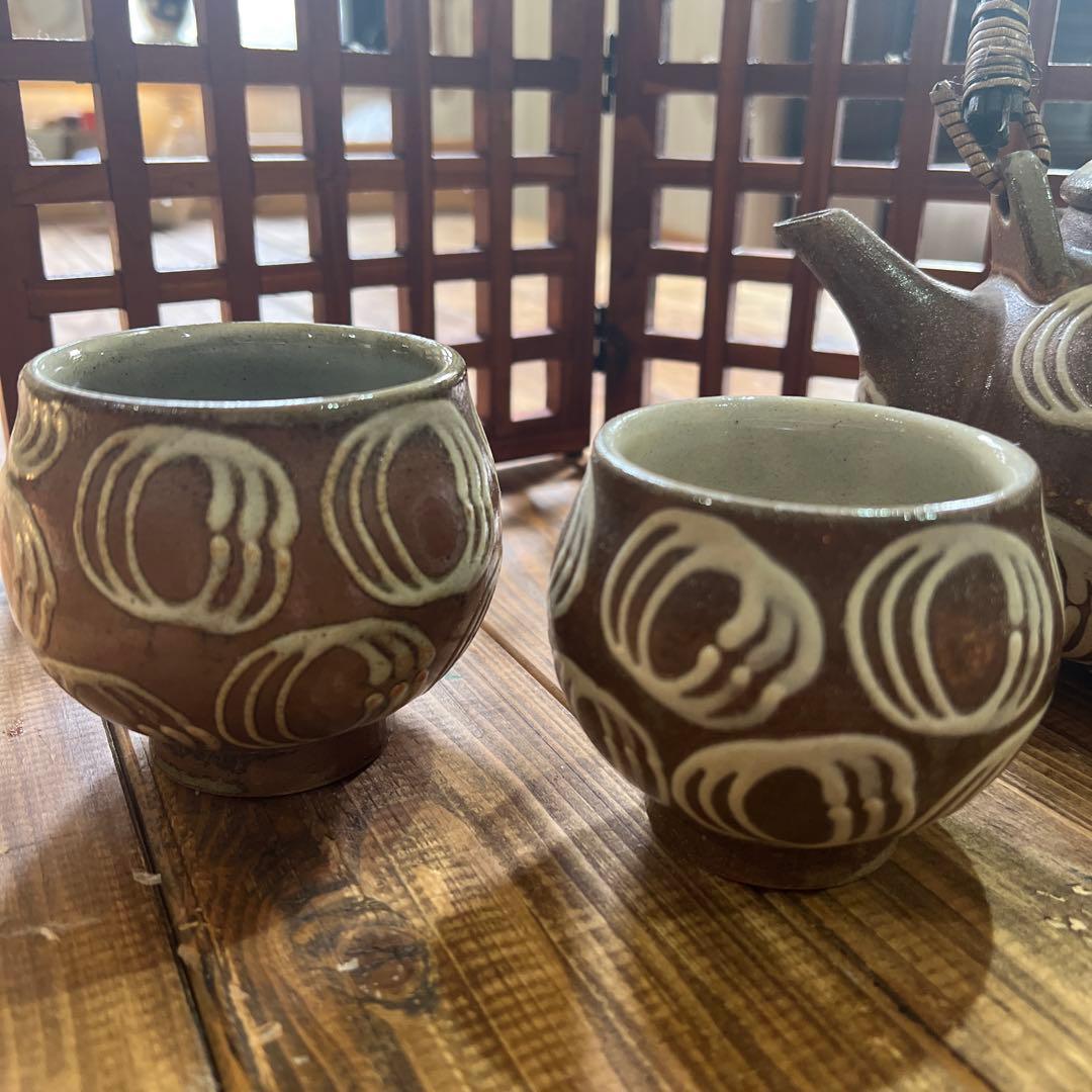 やちむん人気窯　山城窯　急須　湯呑みセット　新品未使用　（湯呑は2個）　値下げ中