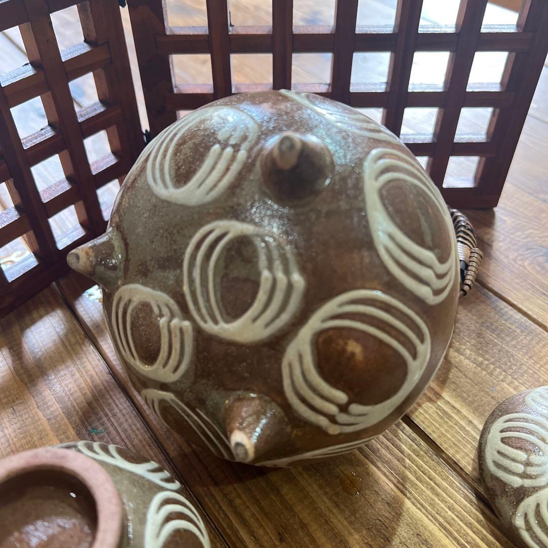 やちむん人気窯　山城窯　急須　湯呑みセット　新品未使用　（湯呑は2個）　値下げ中