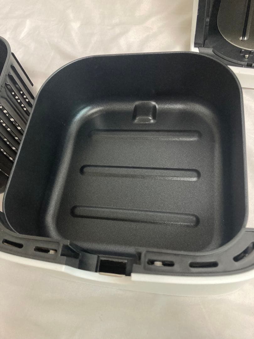 ☆美品☆COSORI エアフライヤープレミアム3.5リットルタッチスクリーン対応