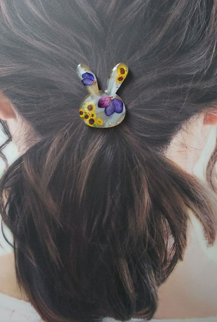 紫陽花とひまわり うさぎちゃん型レジンヘアゴム