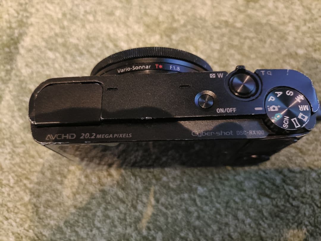 SONY コンパクトデジタルカメラ rx100