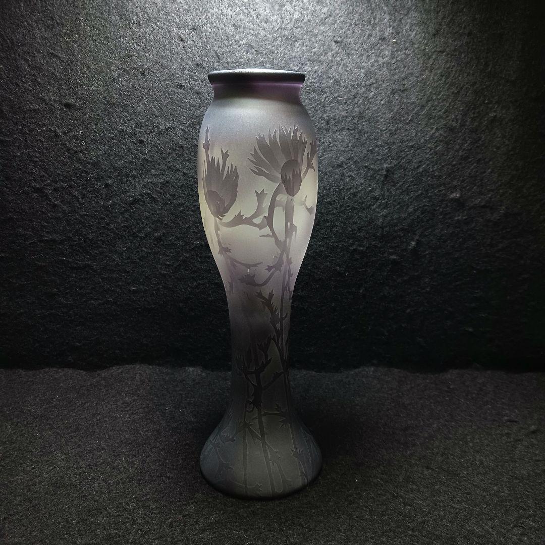 Y3279-1 ガレ風 被せガラス 花文花瓶 高さ23㎝　 　ten