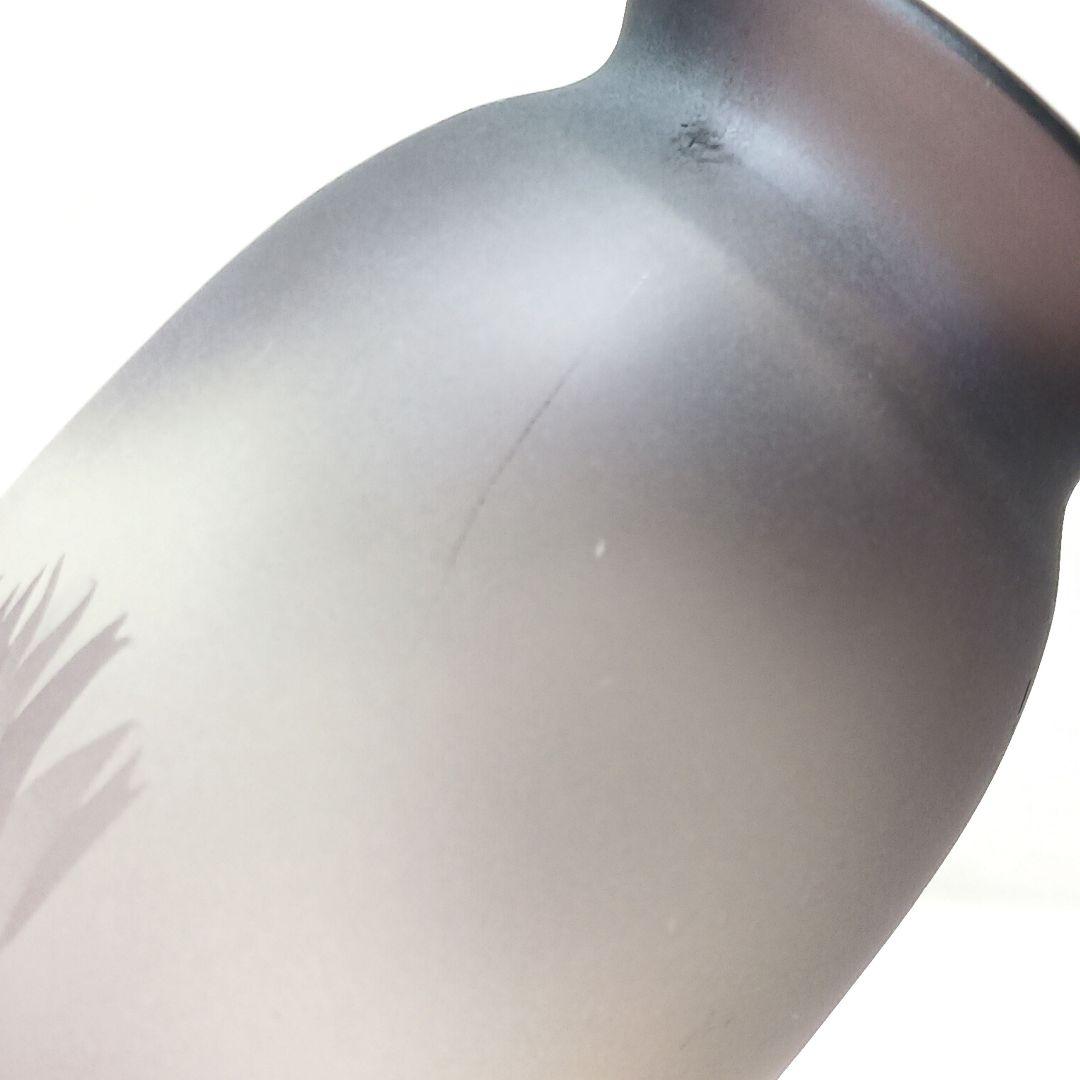 Y3279-1 ガレ風 被せガラス 花文花瓶 高さ23㎝　 　ten