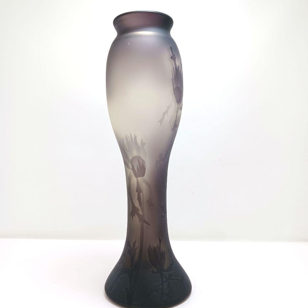 Y3279-1 ガレ風 被せガラス 花文花瓶 高さ23㎝　 　ten