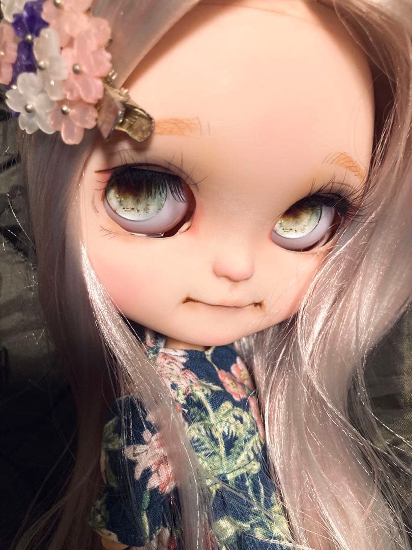 ★ カスタム　アイシードール　★ アウトフィットはつきません　サーシャちゃん