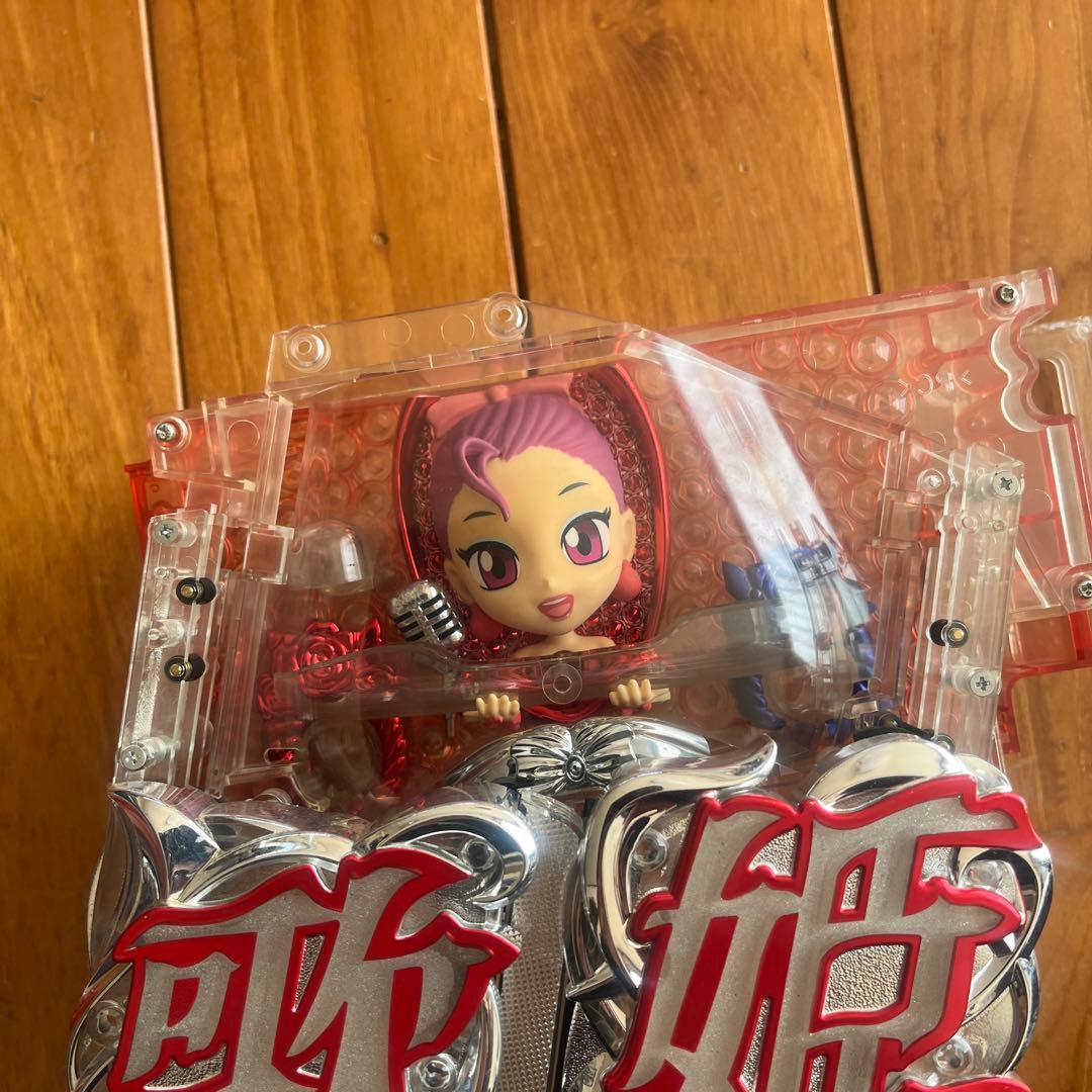 歌姫 パチンコ台 シルバー/赤