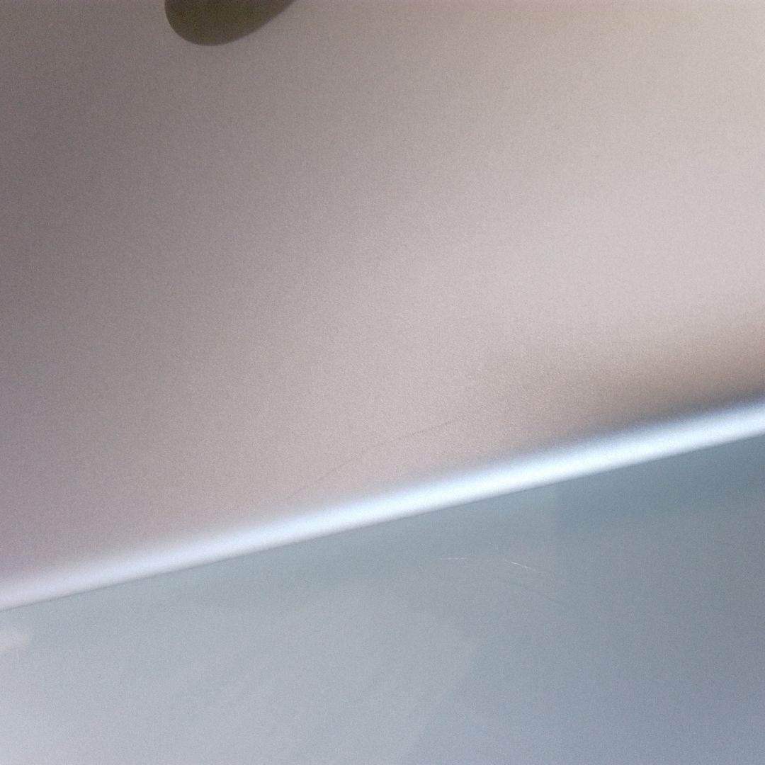 Apple iPad 32G 第5世代 SIMなし 初期化済み 外箱なし