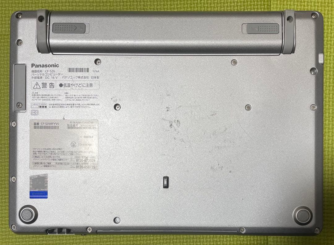 LTE－SZ6ー刺しゅう用ノートパソコン ブラザー ジャノメ JUKIも可能 ❗️