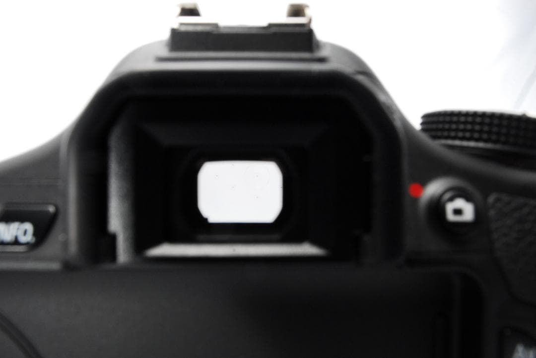 キヤノン Kiss X5☆入門機☆一眼レフカメラ☆Wレンズ☆付属品付きすぐ使える