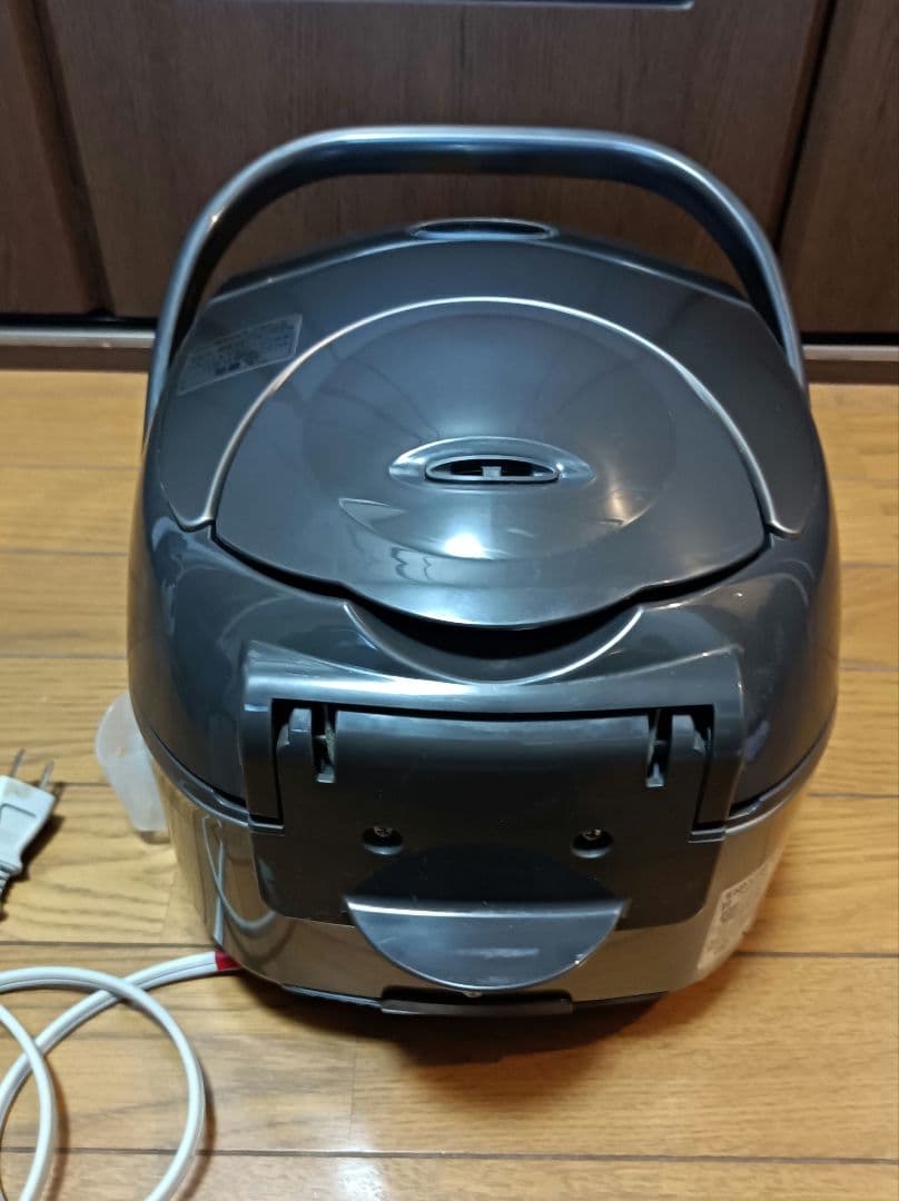 象印ZOJIRUSHI 極め炊き IH炊飯ジャー5.5号炊き 12/16迄