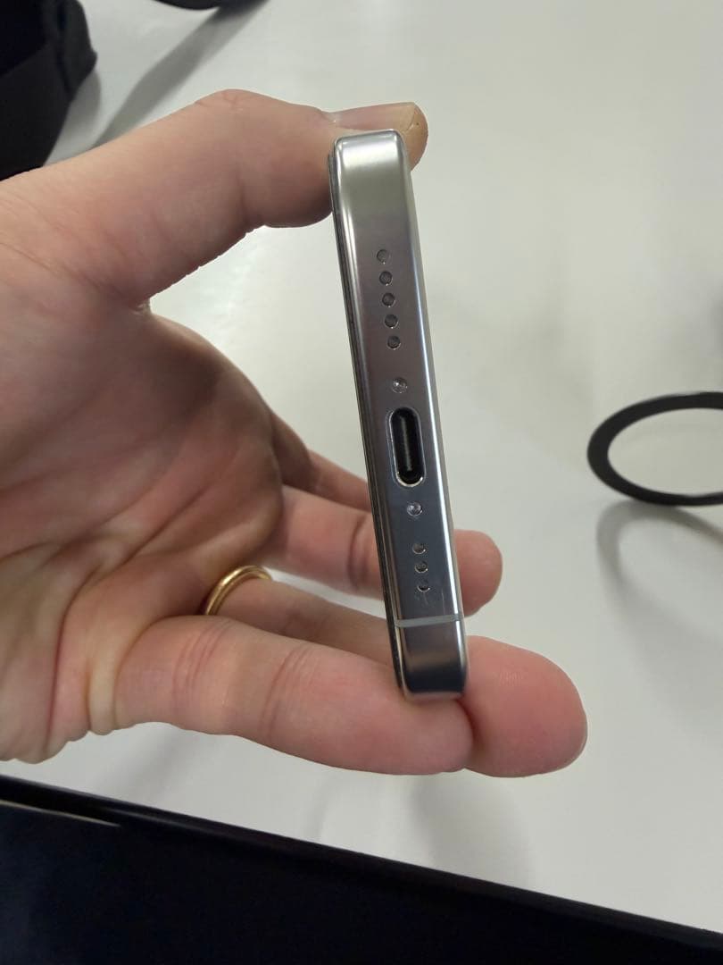 スマートフォン本体 Apple iPhone 16Pro 256GB