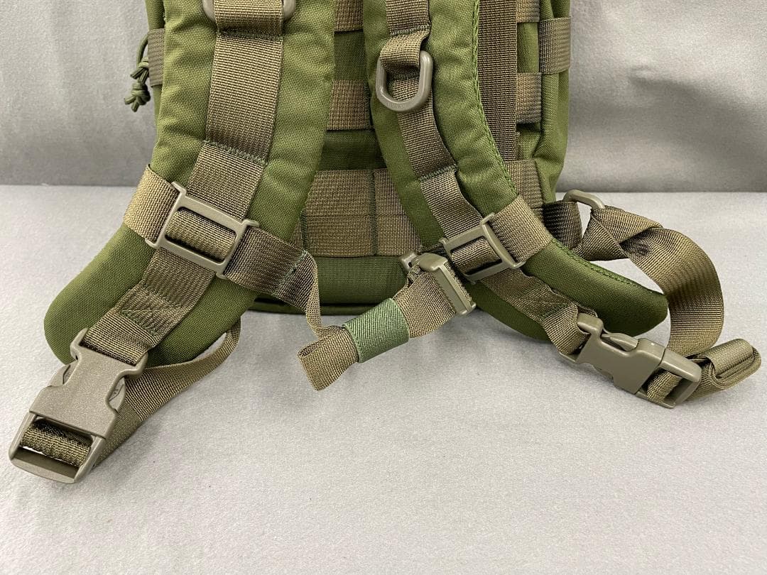 【未使用】Warrior Assault Systemsハイドレーションキャリア