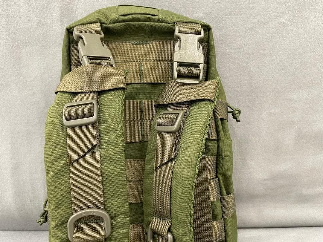 【未使用】Warrior Assault Systemsハイドレーションキャリア