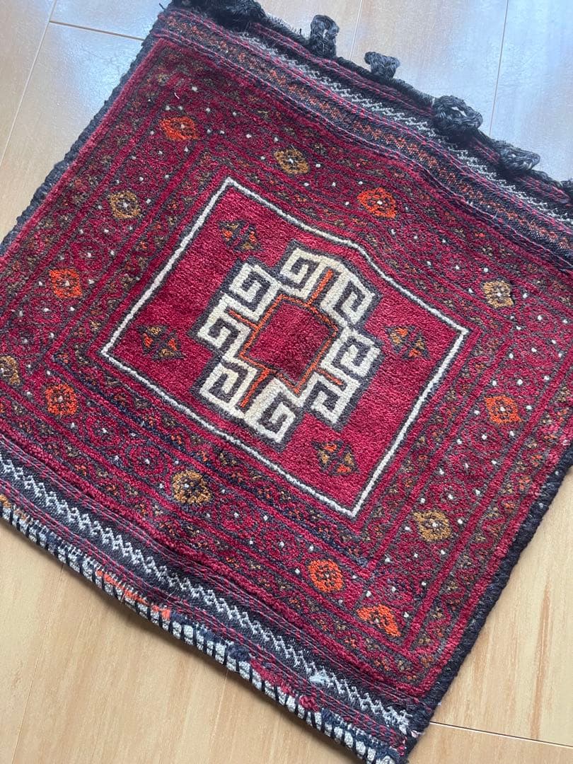 Beluch 遊牧民のバッグ 53x52cm