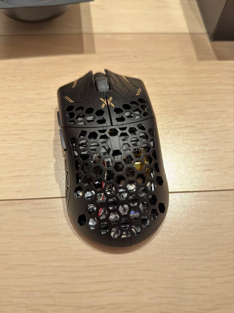 Finalmouse UltralightX Tiger (L)サイズ