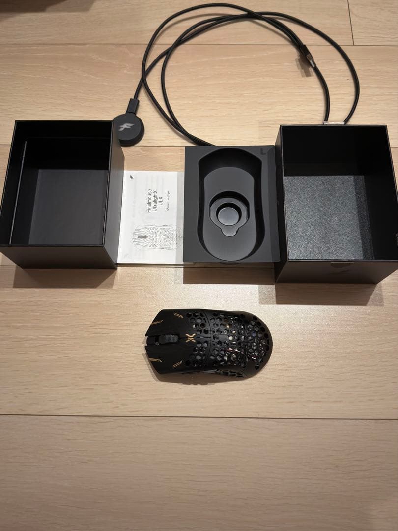 Finalmouse UltralightX Tiger (L)サイズ