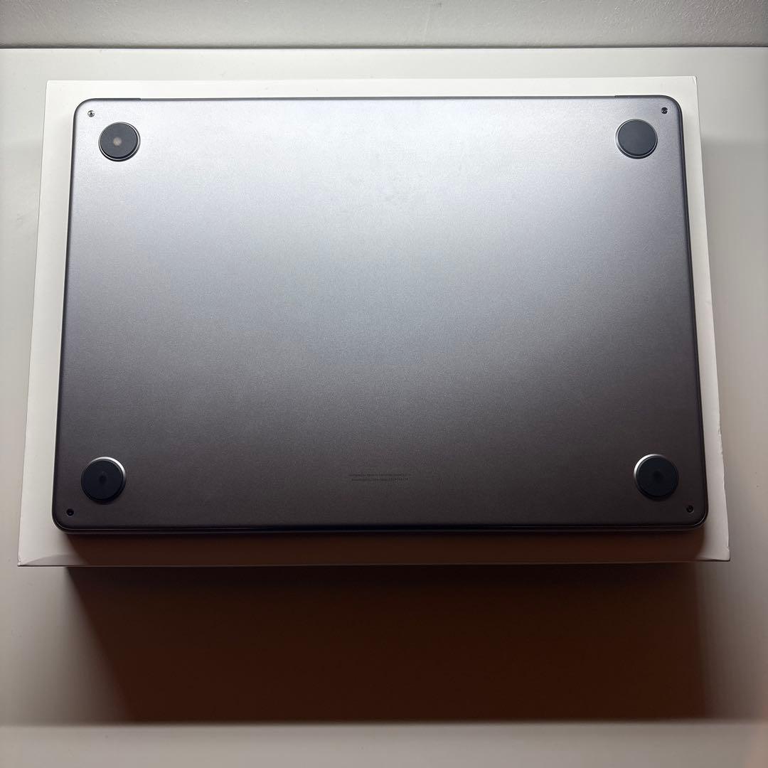 MacBook Air M3 13インチ スペースグレー