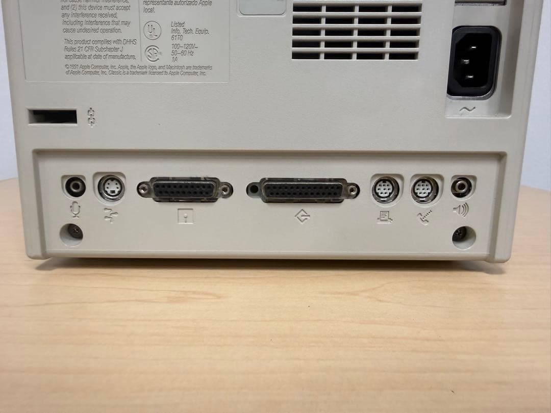 TG382☆美品☆Macintosh Classic2☆1991年製☆レトロPC