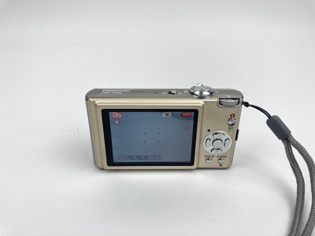 【極美品】Panasonic LUMIX DMC-FX40 グロスゴールド