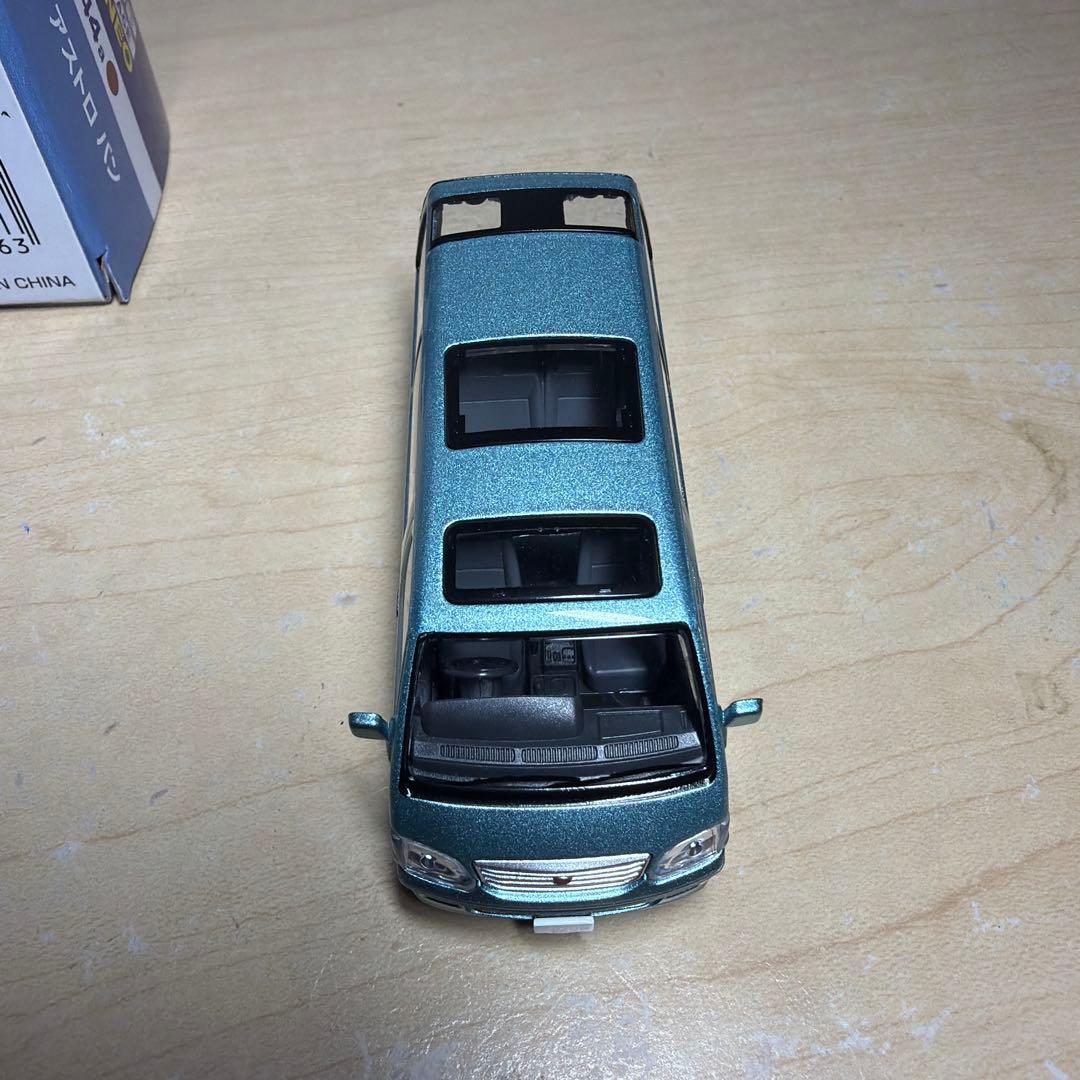 トミカ リミテッドヴィンテージ　アストロ　クラウンカスタム　サンバー　ハイエース