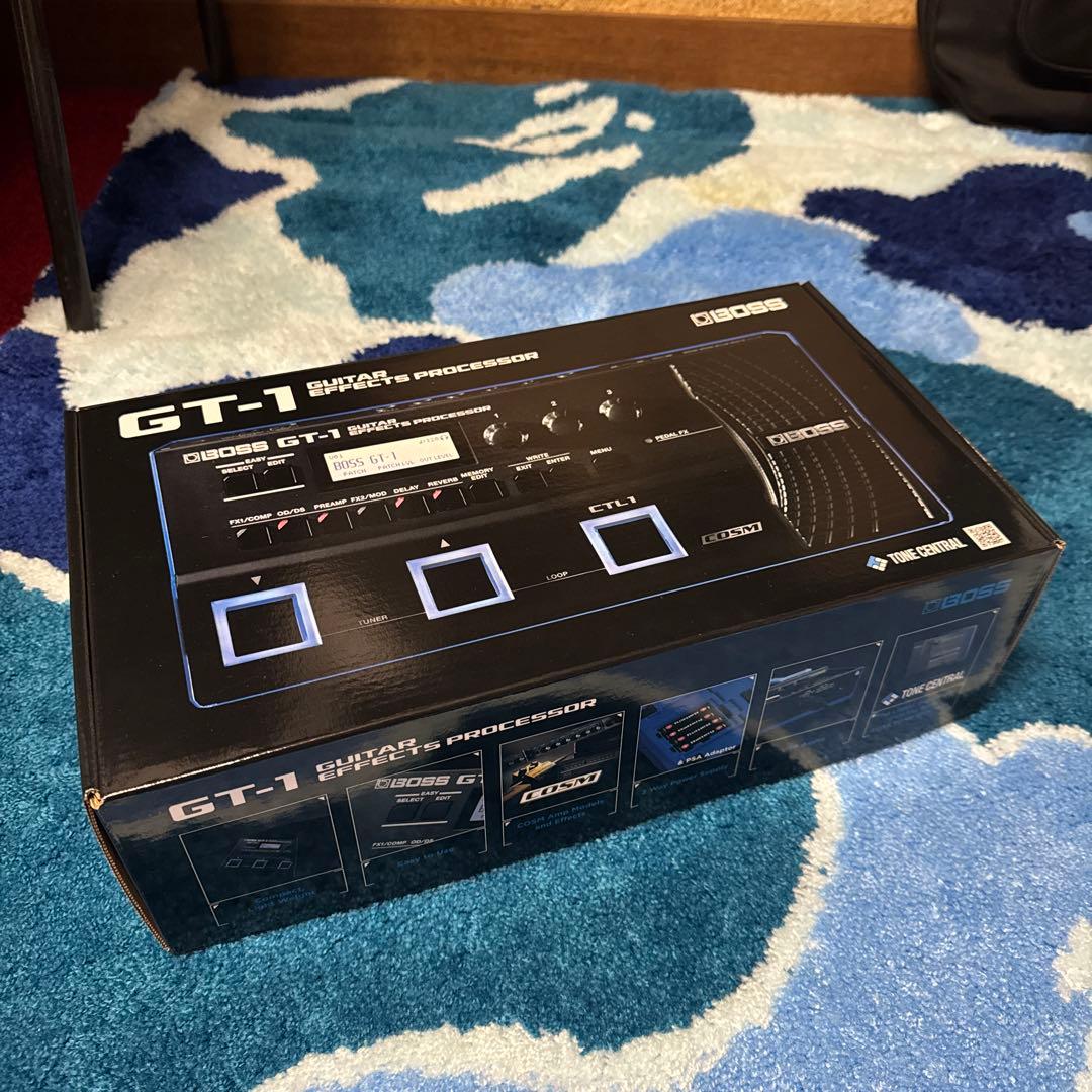【新品、未使用】BOSS GT-1 + 純正アダプター + 教科書