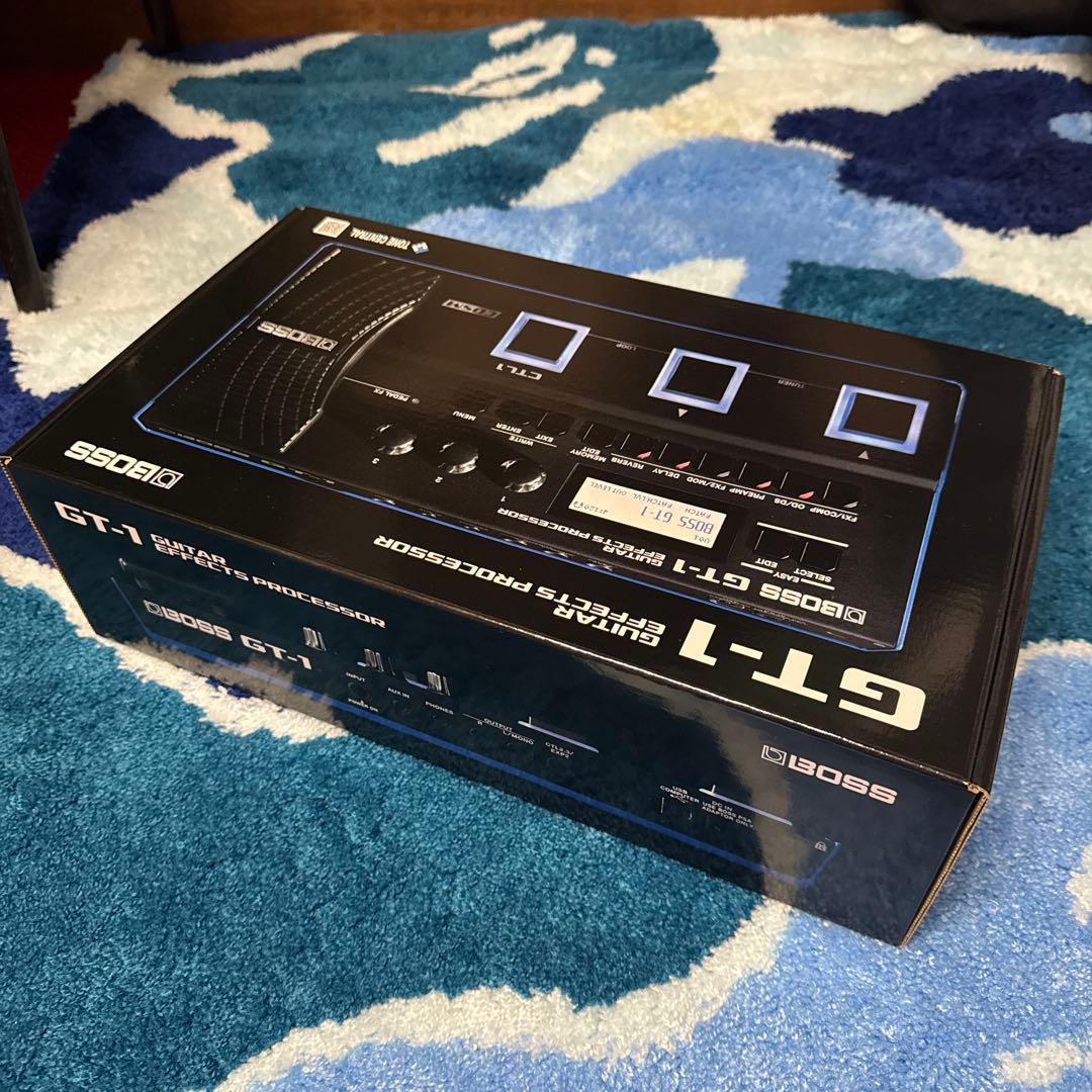 【新品、未使用】BOSS GT-1 + 純正アダプター + 教科書