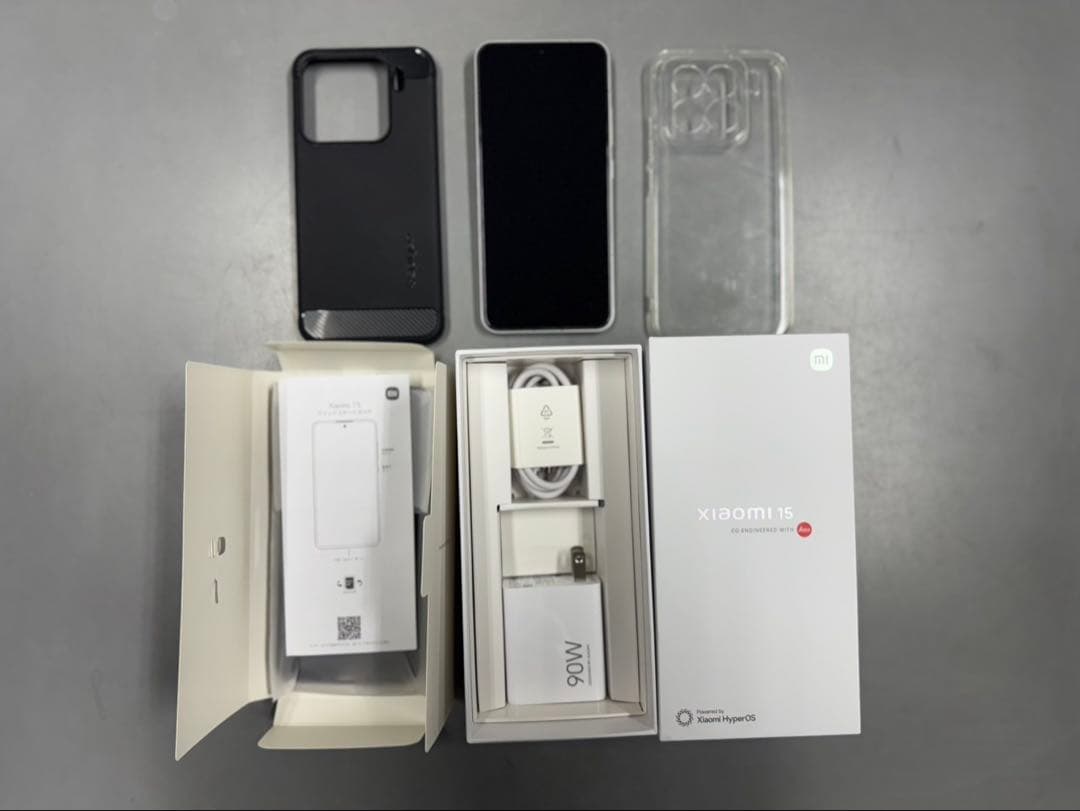 Xiaomi 15 ホワイト 本体 充電器・ケース付き