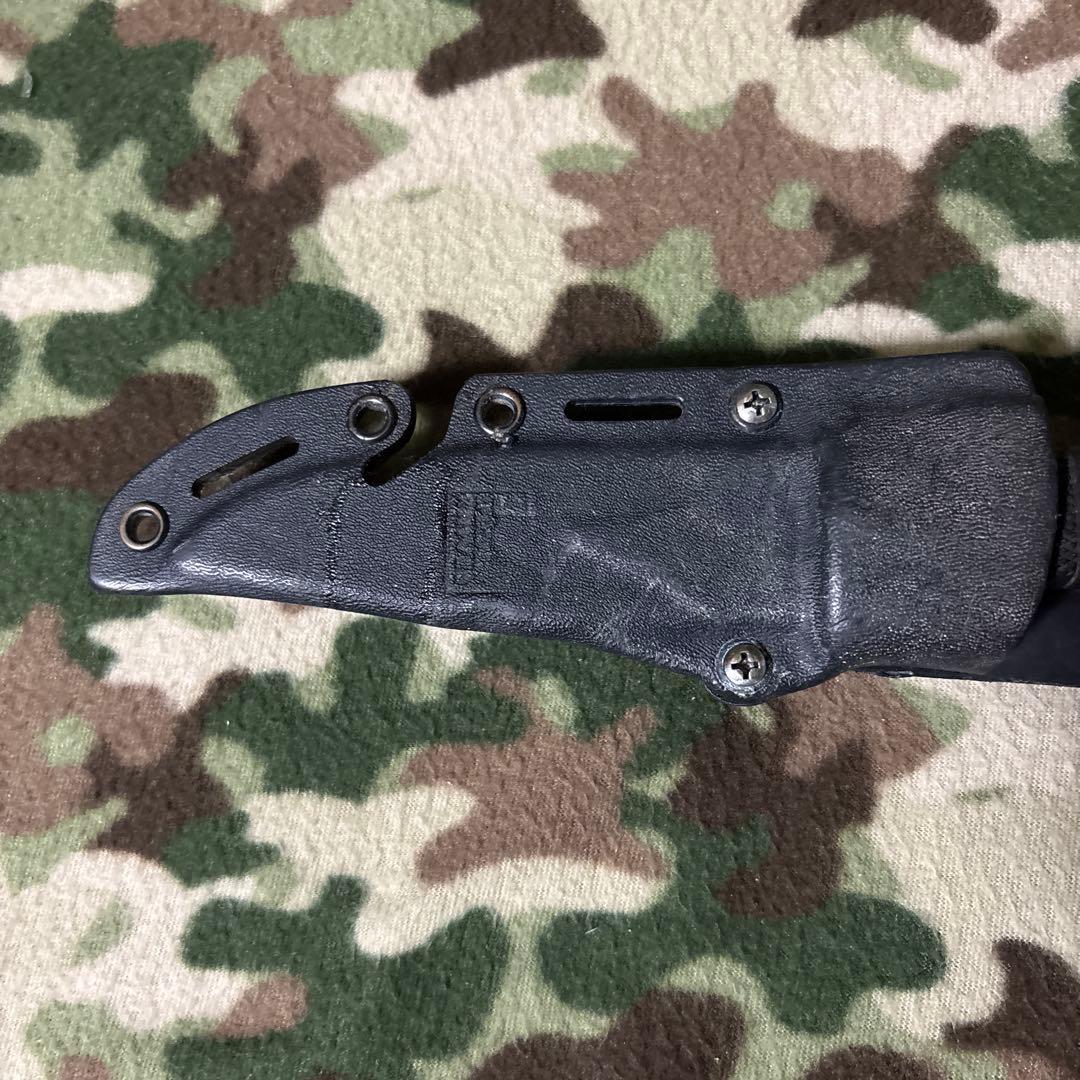 米軍放出品　SOG ナイフ　送料無料