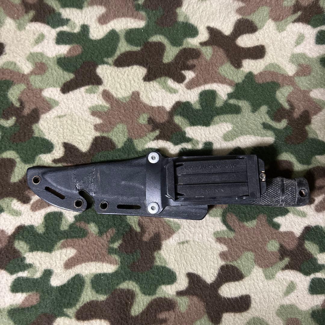 米軍放出品　SOG ナイフ　送料無料