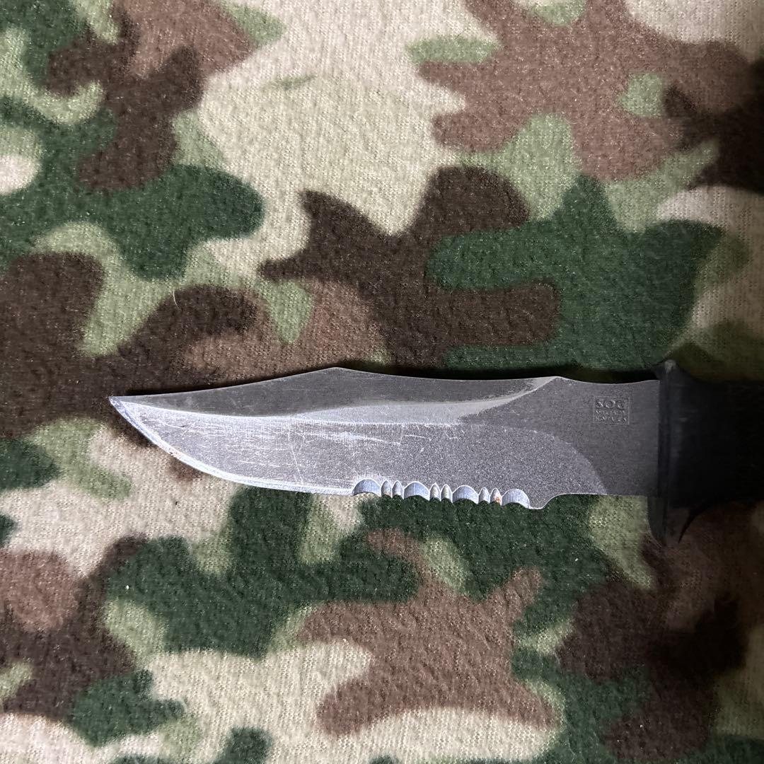 米軍放出品　SOG ナイフ　送料無料