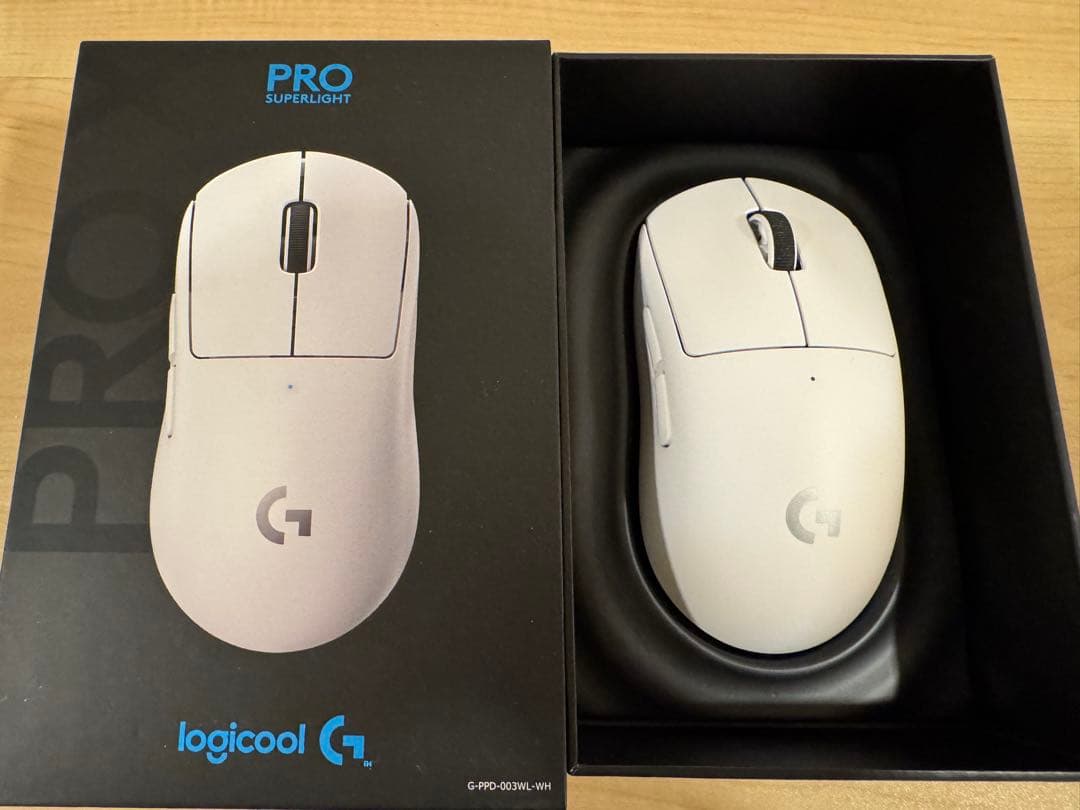 logicool PRO SUPERLIGHT ホワイト