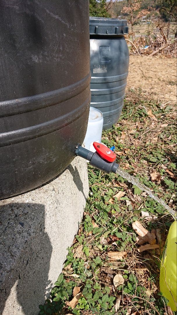 雨水タンク130L黒コック付き