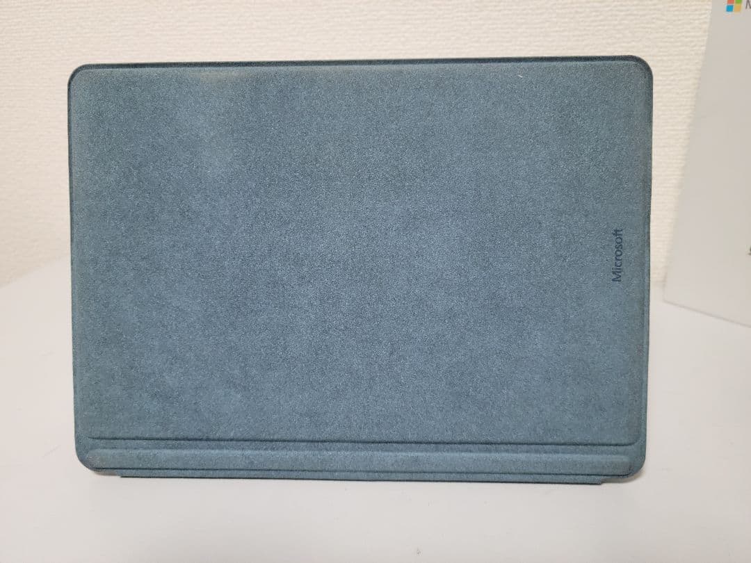 美品　Microsoft Surface Go Model:1824