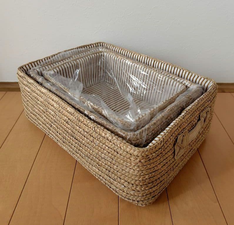 ナチュラル素材のバスケット8個セット　籠　かご　9800円→7200円